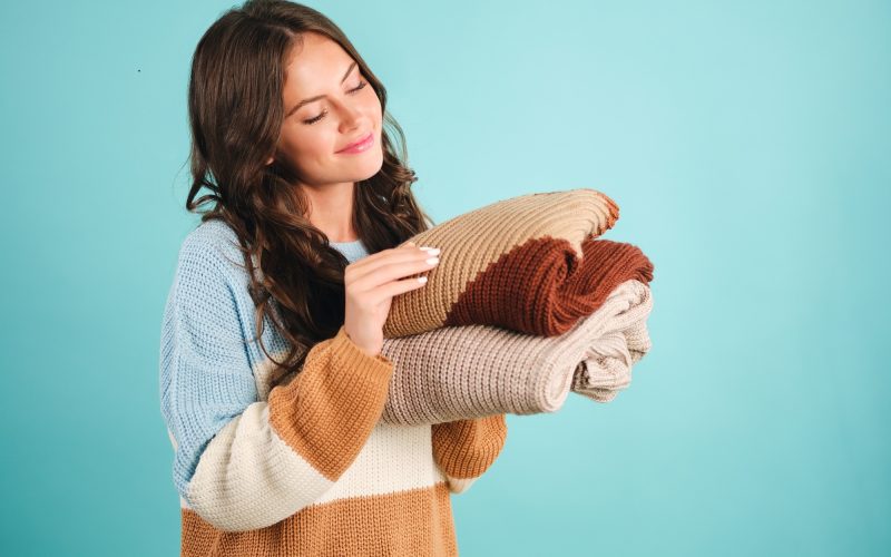 Durar é a nova tendência: Dicas para fazer suas roupas viverem mais (e melhor)