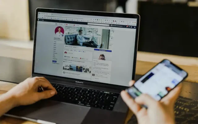 Acusação recai sobre ex-empregado da Meta por suposta descarga de 30 mil imagens do Facebook