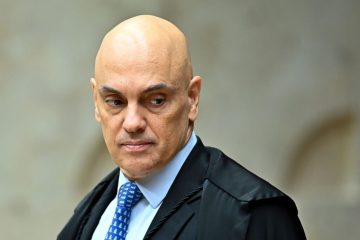 Medidas dos EUA contra Alexandre de Moraes intensificam conflitos diplomáticos e podem afetar sua situação financeira e presença digital