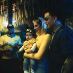 MC Guimê apresenta “País do Futebol 2” ao lado da filha e da Turma do Pagode