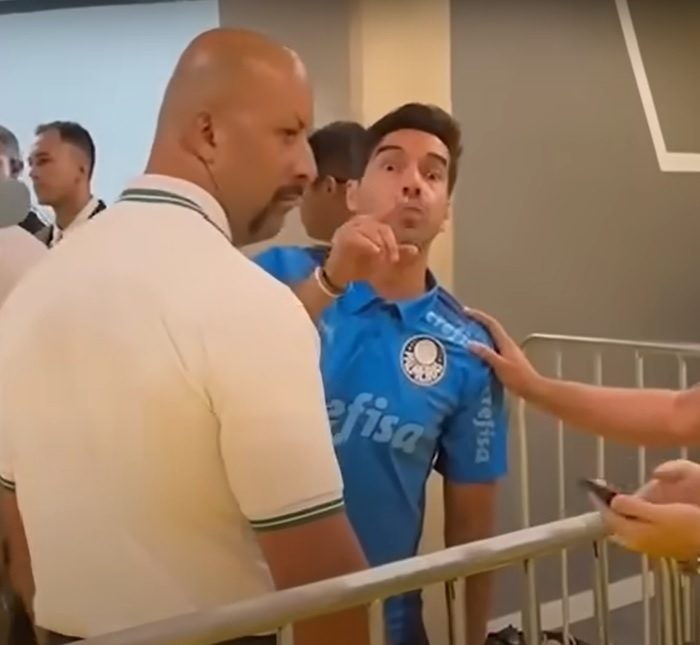 Abel Ferreira critica o estado do futebol brasileiro, mas não se propõe a soluções