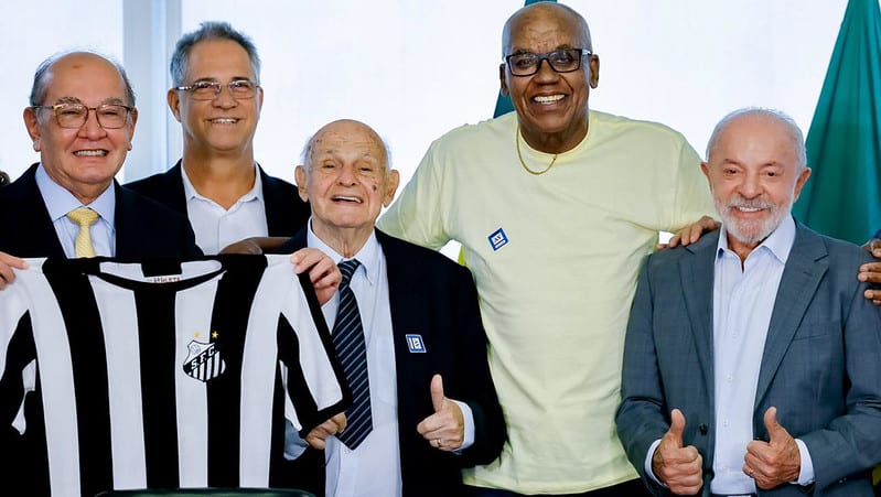 Lula garante permanência do Santos no CT Rei Pelé e faz piada: “Até um corintiano como eu